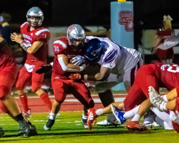 Red Devils Bounce Back to Top Independence
